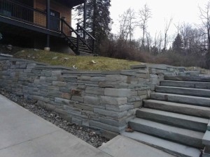 bluestone retaining wall