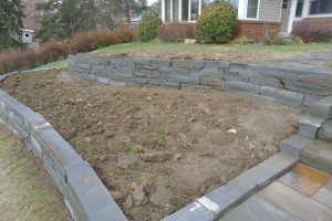 bluestone retaining wall